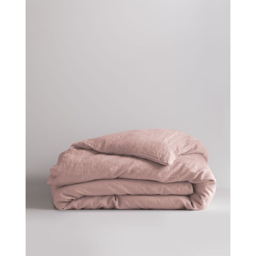 Quince Pink Bedding Set